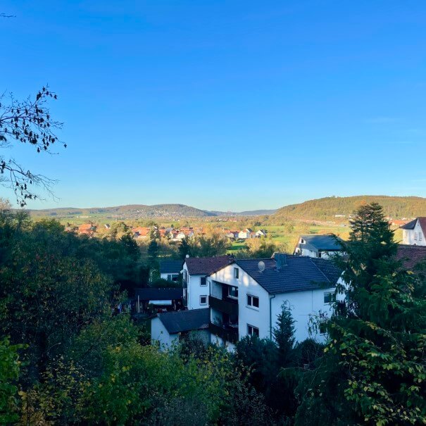 Bild eines Einfamilienhauses mit Weitblick in Weimar-Roth